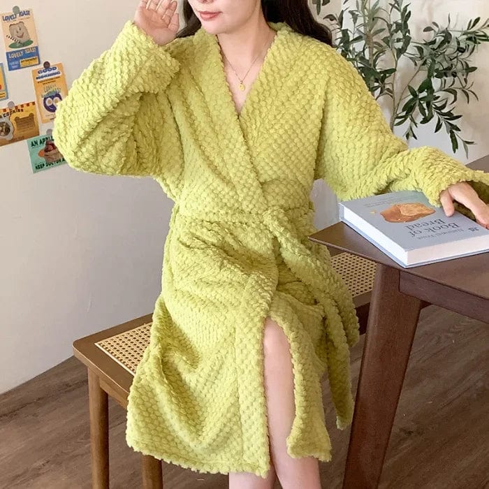 Winter New Women's Rose Velvet Robe Thickened High-End Feel Sexy Pure Desire Aesthetic Bathrobe Warm Homewear